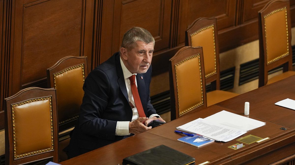 Naše vláda nemá zájem na zákopové válce s Hradem, prohlásil Babiš